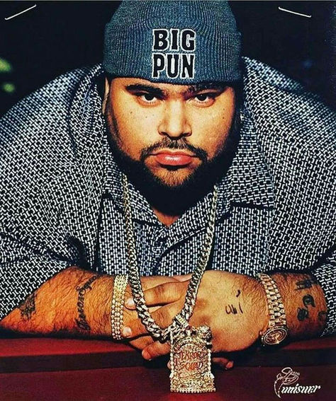 Remembering Christopher Lee Rios (November 10, 1971 – February 7, 2000), better known as Big Pun. More at www.MusicAssent.com Big Pun Rapper, East Coast Hip Hop, Hiphop 90s, Big Pun, 90s Rappers, Hip Hop Classics, Celebrity Birthdays, Rapper Outfits, 90s Hip Hop Fashion