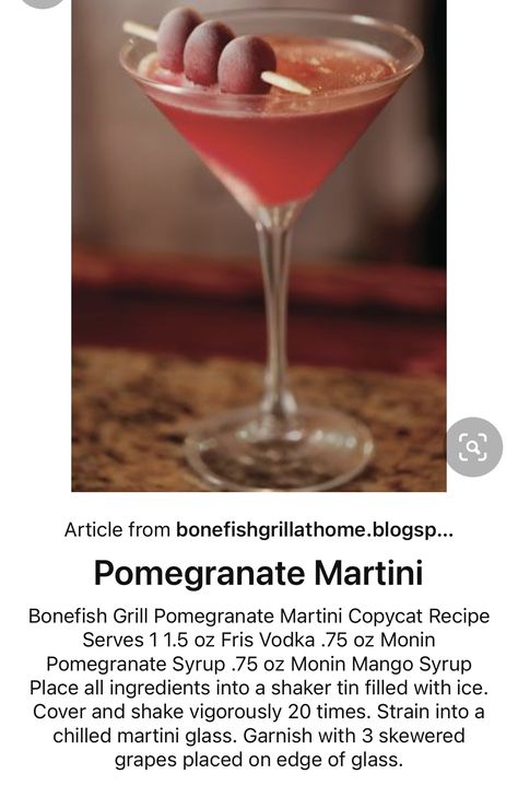 Bonefish Pomegranate Martini, Winter Martini, Bonefish Grill Recipes, Mango Martini, Pomegranate Cocktails, Pomegranate Martini, Bonefish Grill, Drink Display, Gin Drinks