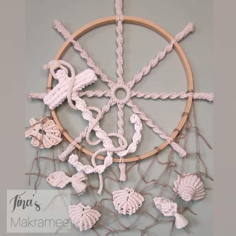 Macrame Sailboat, Sea Macrame, Macrame Sea, Hemp Bracelet Diy, Alien Crafts, Macrame Baby, Free Macrame Patterns, Macrame Headboard, Nautical Crafts