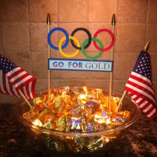 Olympic Party Olympic Snacks, Summer Olympics Party, Office Olympics, Olympics Decorations, Olympic Theme Party, Olympics Party, Olympic Idea, Beer Olympics, Olympic Crafts