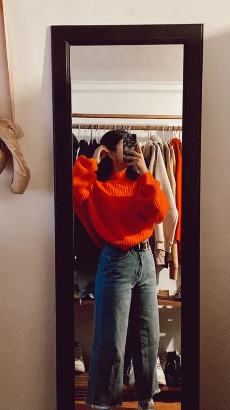 Bright Orange Sweater Outfit, Orange Sweater Outfit Aesthetic, Orange Sweater Aesthetic, Orange Winter Outfit, Orange Sweater Outfit, Blue Jeans Wide Leg, Moon Outfits, Sweaters Outfit, Bright Sweater