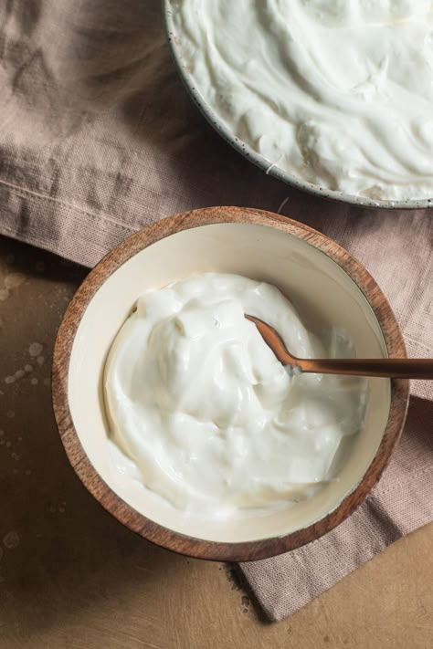 How to Make Homemade Greek Yogurt - Home Cooking Collective How To Thicken Homemade Yogurt, How To Make Your Own Yogurt, Homemade Lemon Yogurt, Home Made Greek Yogurt, Yogurt Making At Home, Make Yogurt Homemade, Making Yogurt Homemade, Homemade Greek Yogurt Recipes, How To Make Greek Yogurt