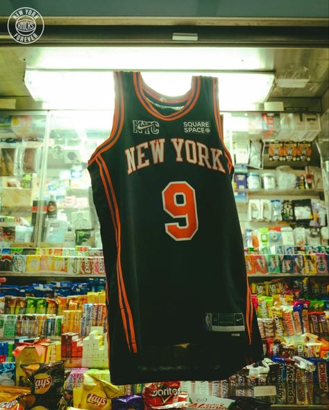 New York Knicks Aesthetic, Basketball Jersey Aesthetic, Knicks Aesthetic, Kings Aesthetic, Knicks Outfit, Merch Shoot, Photo Basket, Happy Birthday Steve, New York Basketball