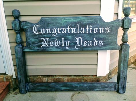 Headboard Halloween sign Headboard Sign Halloween, Cemetery Signs Halloween, Diy Halloween Headboard Sign, Headboard Cemetery Sign, Headboard Sign Ideas, Headboard Halloween Sign, Graveyard Sign, Bedframe Ideas, Diy Halloween Graveyard