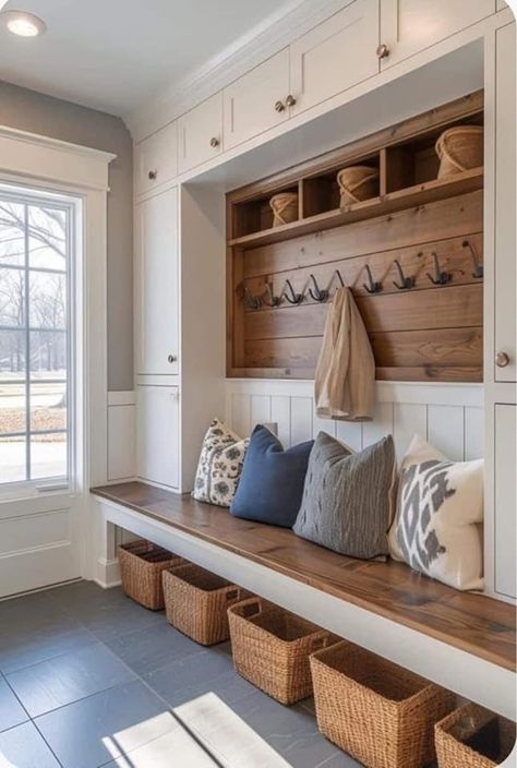 Small Mudroom Ideas, Mudroom Remodel, Cotswold Cottage, Mud Room Entry, Grey Kitchen Designs, Mudroom Decor, Home Hall Design, Curated Home, Mudroom Design