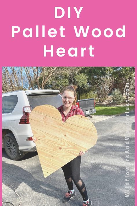 Use a pallet to make a giant wood heart for your Valentine's Decor WildflowersAndWanderlust.com Pallet Heart Diy, Diy Wood Valentines Decorations, Wood Hearts Diy, Crafts With Household Items, Wooden Hearts Diy, Quick And Easy Diy Crafts, Crafts For Bedroom, Pallet Heart, Rustic Valentine Decor