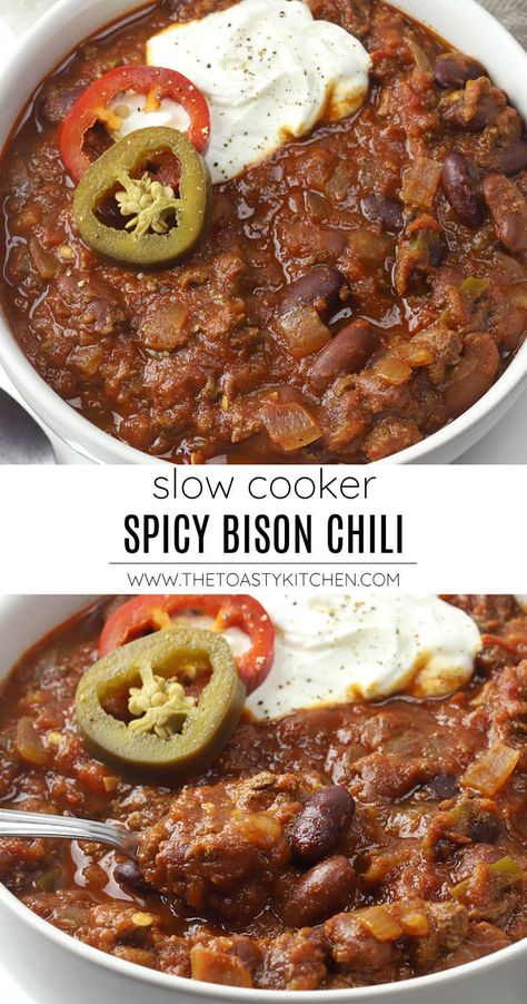 Slow cooker spicy bison chili recipe by The Toasty Kitchen. Slow cooker spicy bison chili is rich and comforting, with a kick of heat! The perfect hearty meal for a cold day. Made with ground bison, kidney beans, and jalapeños - just add your favorite chili toppings. #bison #bisonchili #spicychili #chilirecipe #slowcooker #crockpot #slowcookerchili #chiliwithbeans #wintermeal #winter #coldweathermeal #dinnerideas #recipe #homemade Bison Chili Recipe, Ground Bison Recipes, Bison Chili, Bison Recipes, Ground Bison, Slow Cooker Chili Recipe, Meat Chili, Healthy Chili, Chili Toppings