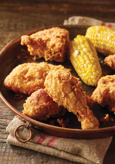 This is an ideal method for creating buttermilk fried chicken that’s simultaneously juicy and crisp. Sous Vide Fried Chicken, Chicken Sous Vide, Fried Chicken Drumsticks, Sous Vide Chicken, Fried Chicken Recipe, Buttermilk Fried Chicken, Sous Vide Recipes, Sous Vide Cooking, Chicken Drumsticks