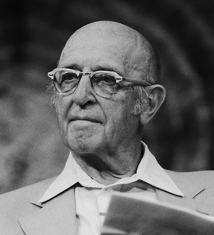 Carl Rogers was a well-known humanism theorist. Carl Rogers, Philosophy Of Science, Abraham Maslow, Jordan B, Self Actualization, Sigmund Freud, Personality Test, Famous Americans, Carl Jung