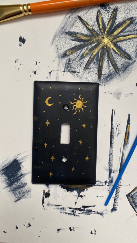 Moon And Stars Room Aesthetic, Painting On Light Switch, Light Switch Art Diy, Light Switch Cover Painting Ideas, Diy Light Switch Cover Ideas Paint, Painting Ideas On Light Switch, Diy Painted Light Switch Covers, Painted Outlet Covers Diy, Hand Painted Light Switch Covers