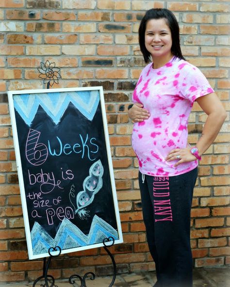 Rep inning because her story is amazing 6 Weeks Pregnant Belly, 7 Weeks Pregnant Belly, Bump Progression, Baby Bump Progression, 6 Weeks Pregnant, 5 Weeks Pregnant, Baby Dress Diy, Pregnancy Week, Christmas Baby Announcement