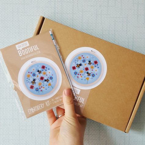 Embroidery Kit Packaging, Kit Packaging, Small Business Packaging Ideas, Small Business Packaging, Craft Kits For Kids, Embroidery Hoop Art, Embroidery Kit, Mug Rugs, Fabric Pattern