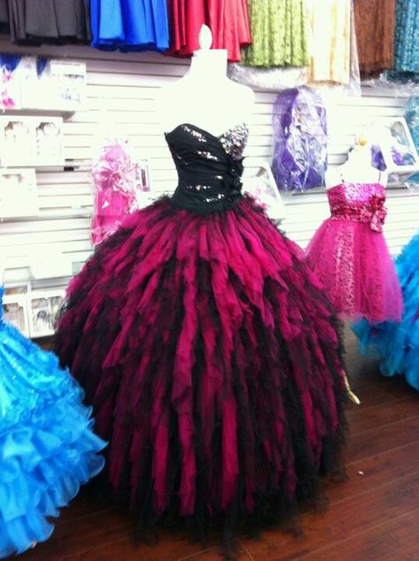 Quinceañera dress Sweet 16 2000s, Y2k Quince Dresses, 2000s Quinceanera Dresses, Y2k Quince, Paris Theme Wedding, Quinceñera Dresses, Pretty Quinceanera Dresses, Quince Dress, Theme Dress