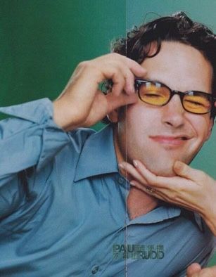 Paul Rudd 90s, Paul Rudd Young, Paul Rudd Clueless, Fine Actors, Dark Haired Men, Johnny Knoxville, Future Man, Scott Lang, Men Over 50