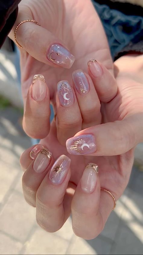 Grad Nails, Moon Nails, Pretty Nail Art Designs, Designs Nail, Kawaii Nails, Clear Nails, Fire Nails, Classy Nails, Chic Nails