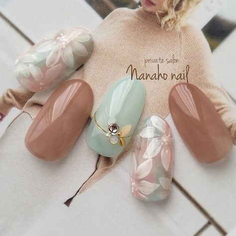 Japanese Flower Nail Art, Nature Nail Art, Japanese Nail Art, Nail Art Designs Diy, Japanese Nails, Spring Nail Art, Pretty Nail Art, Elegant Nails, Nail Art Summer