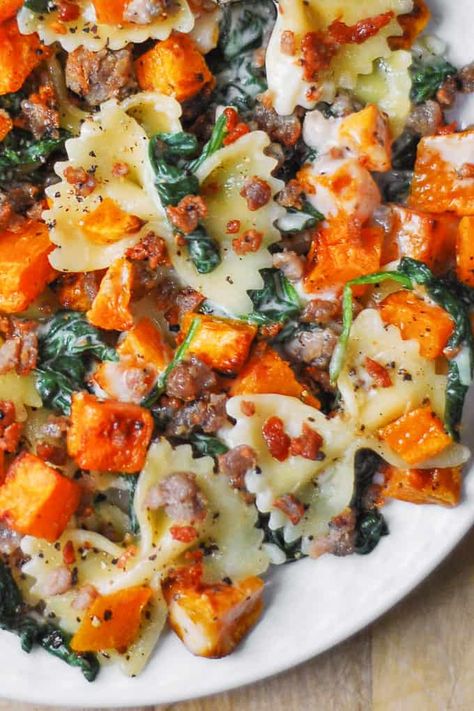 Creamy Butternut Squash Pasta with Sausage and Spinach Butternut Squash Pasta With Sausage, Pasta With Sausage And Spinach, Creamy Butternut Squash Pasta, Butternut Squash Recipes Pasta, Simple Spinach Salad, Sausage And Spinach, Creamy Butternut Squash, Pasta With Sausage, Butternut Squash Pasta