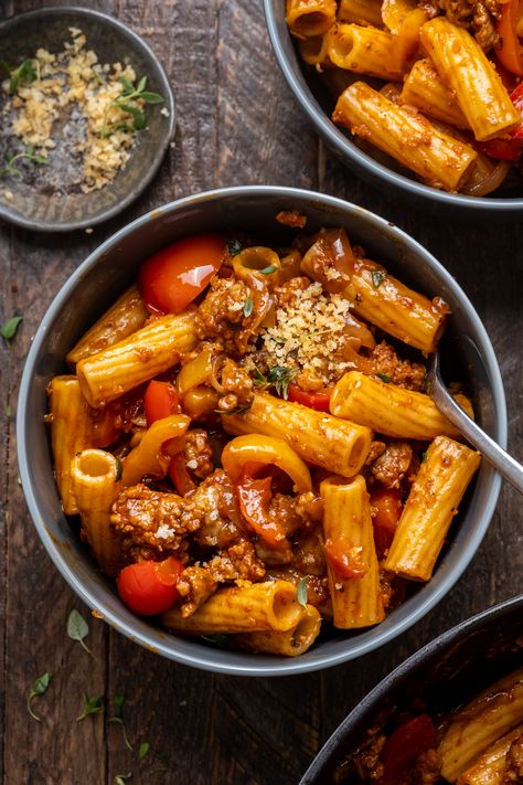 Sweet Pepper and Sausage Pasta - Wandering Chickpea Pepper And Sausage Pasta, Wandering Chickpea, Spicy Almonds, Sausage Pasta Recipes, Slow Roasted Tomatoes, Pepper Pasta, Sweet Pepper, Sausage Pasta, Pasta Shapes