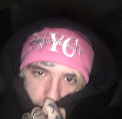 lil peep shawty Gustav Elijah Åhr, Lilpeep Aesthetic, Stream Aesthetic, Goth Angel, Lil Peep Lyrics, Lil Peep Hellboy, Ghost Boy, Little Bo Peep, Bo Peep