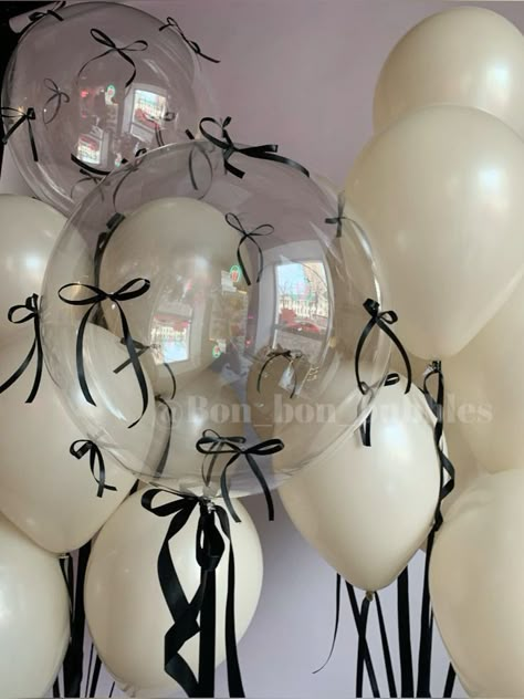 Black Pink White Birthday, Balloon With Bow Ribbon, Black 22 Balloons, Pinterest Birthday Decor, Black Bow Balloons, Birthday Bow Decoration Ideas, White Balloons With Bows, Ribbon Balloon Decoration, Pinterest Birthday Decoration Ideas