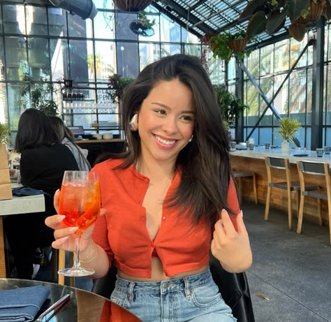 Miss Thang, Cierra Ramirez, 90s Inspired Outfits, Pisces Woman, 28 Years Old, Celebrity Outfits, Woman Crush, Girl Crush, Cute Fashion