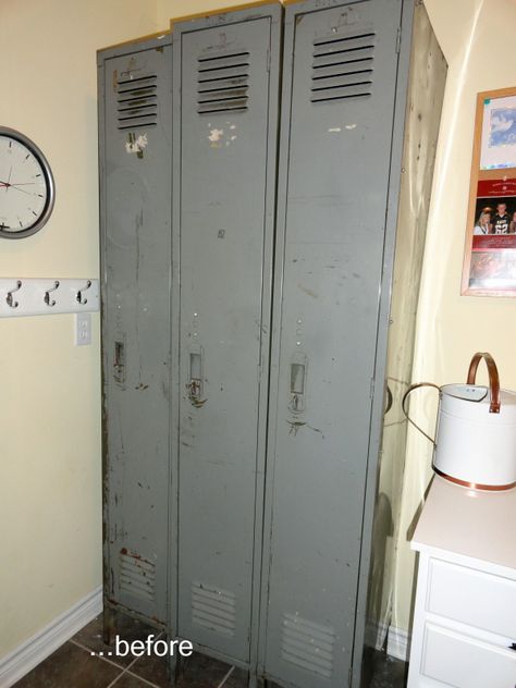 old lockers before picture Locker Makeover, Old Lockers, Diy Locker, Decorating Above Kitchen Cabinets, Vintage Lockers, Rustic Decorating, School Lockers, Metal Lockers, Vintage Laundry