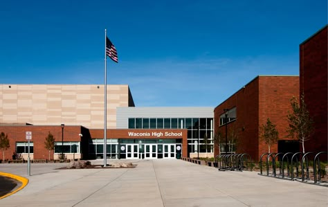 Public School Exterior, High School Entrance Design, Small High School Building, Modern Highschool Exterior, Public High School Building, Small High School Exterior, American School Building, Modern High School Exterior, Highschool Buildings