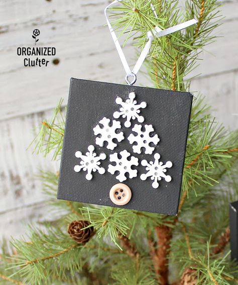 Mini Canvas Christmas, Winter Library, Snowflake Buttons, Buttons Ideas, Library Christmas, Dt Crafts, Spoon Ornaments, Homemade Christmas Tree, Mini Canvases