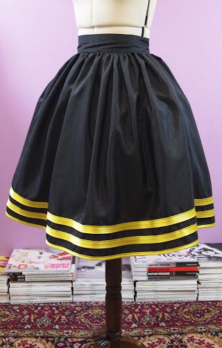 Diy Skirts, Skirt Tutorial, Diy Vetement, Diy Skirt, Full Skirts, Sewing Skirts, Skirt With Pockets, Diy Couture, Diy Style