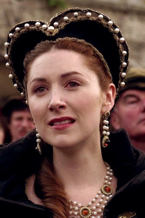 Emma Hamilton is Anne Stanhope in The Tudors. #EmmaHamilton #AnneStanhope #TheTudors Emma Hamilton, The Tudors Tv Show, Historical Clothes, The Tudors, Face Claims, Tv Show, Tv, Clothes