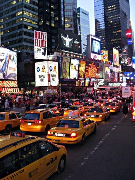 Times Square New York City, Times Square Nyc, Nyc Times Square, I Love Nyc, To Do In New York, Washington Square, Visit New York, I Love New York, City That Never Sleeps