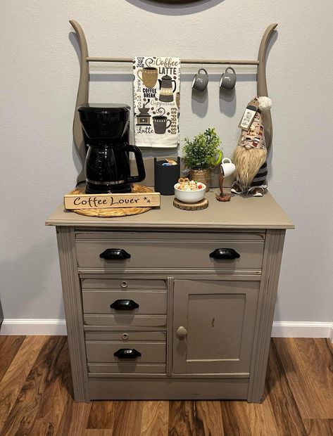 *** customer photo*** This cutie... - Kelly's Vintage Decor Dry Sink, Wash Stand, Furniture Refinishing, Farmhouse Furniture, Refurbished Furniture, Coffee Latte, Refinishing Furniture, Cold Brew, Coffee Break