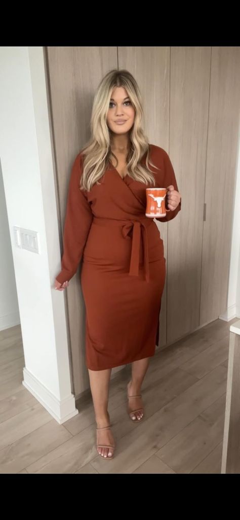 Curvy Professional Work Outfits, Long Sleeve Ideas, Curvy Fall Outfits, Outfit Ideas Midsize, Winter Orange, Conference Outfit, Midsize Outfit, Envy Clothing, Casual Work Outfits Women