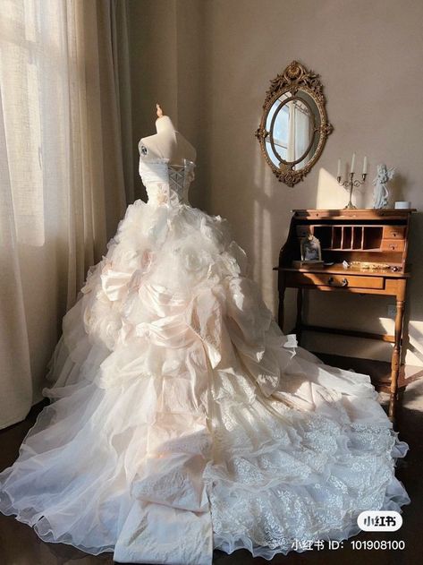 Puffy Wedding Gowns, Douyin Wedding Dress, Puffy Prom Dresses, Debut Gowns, Tulle Ballgown, Poofy Dress, Ballroom Gowns, Big Dresses, Princess Core