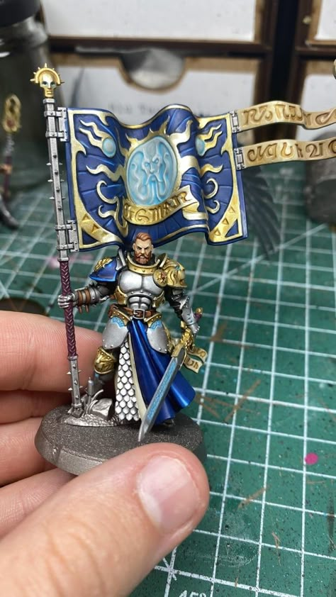 Hallowed Knights Stormcast, Warhammer Stormcast Eternals, Stormcast Eternals Hallowed Knights, Lord Imperatant Stormcast, Storm Cast Eternals, Stormcast Eternals Paint Scheme, Miniature Figures Fantasy, Warhammer Stormcast, Stormcast Eternals