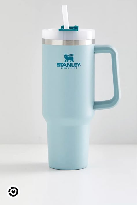 Light Blue Stanley Cup, Teal Stanley Cup, Blue Stanley Cup Aesthetic, Teal Stanley, Preppy Stanley Cup, Light Blue Stanley, Preppy Water Bottle, Blue Stanley Cup, Stanley Water Bottle