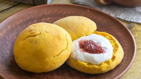 Classic pumpkin and lemonade scones - Starts at 60 Pumpkin Lemonade, Unique Scones, Lemonade Scone Recipe, Classic Scones Recipe, Lemonade Scones, Pumpkin Scones Recipe, Pumpkin Scones, Scones Recipe, Pumpkin Flavor