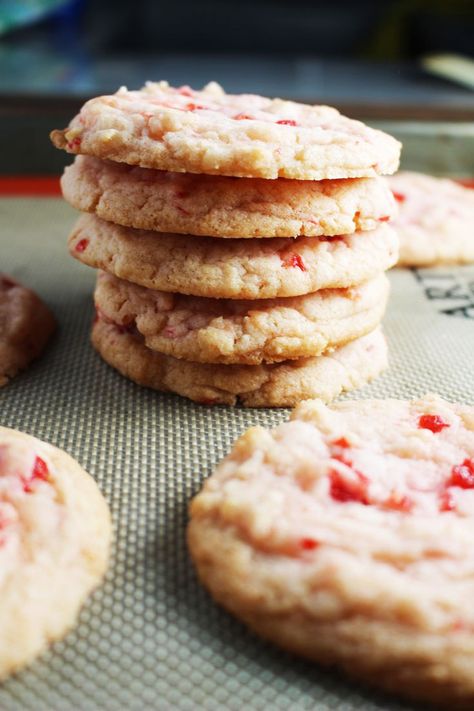 A stack of cherry almond sugar cookies on a baking mat Basic Yellow Cake Recipe, Almond Sugar Cookie Recipe, Almond Sugar Cookies, Easy Bundt Cake, Chocolate Cherry Cake, Cherry Cookies, Maraschino Cherries, Easy Sugar Cookies, Cherry Almond