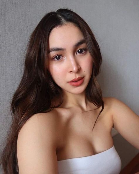 Julia Barretto Icon, Julia Barretto Aesthetic, Julia Barretto Instagram, Prim Chanikarn Black, Amora Elyse Ledezma, Julia Barretto Fashion, Julia Baretto Aesthetic, Elyse Ledezma, Julia Barreto