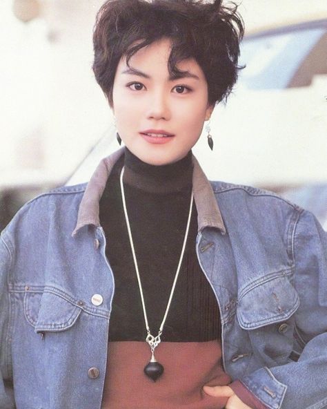 Detective Oc, Meryl Stryfe, 1980s Makeup And Hair, Faye Wong, Closet Redo, Hong Kong Fashion, Hair Inspiration Short, Hair Tattoos, Brunette To Blonde