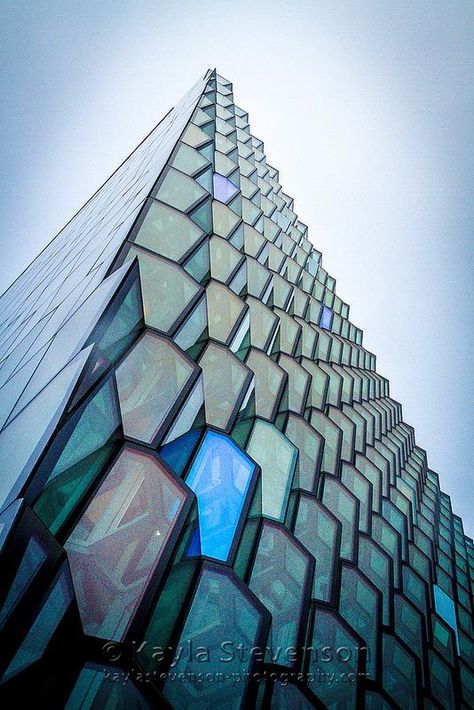 Harpa Concert Hall, Reykjavík, Iceland. Architectural visualizations. CG exterior visualizations. 3D images. Architecture Futuristic, Harpa Concert Hall, متحف فني, Building Green, Futurist Architecture, Architecture Cool, Architecture Unique, Dynamic Lines, Future Buildings