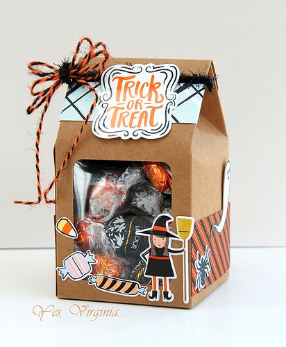 Halloween Gift Box Ideas, Halloween Box Ideas, Halloween Boxes, Halloween Candy Box, Halloween Treat Holders, Dulces Halloween, Halloween Kit, Halloween Treat Bags, Halloween Card