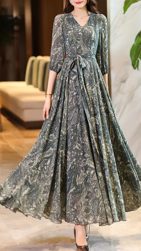 I saw this gorgeous Print Long Dress with a V-Neck and lace-up detail that instantly caught my eye! The elegant floral pattern and flowing design are perfect for any holiday occasion. I can just imagine wearing it to a summer picnic or a beach getaway. 

What do you think? Would you wear something like this? Let me know in the comments!

#FashionInspo #LongDress #FloralDress #SummerStyle #OutfitGoals 🌸👗✨ Dresses For Picnic, Floral Long Dress, Picnic Outfit, Print Long Dress, Picnic Dress, Beach Getaway, Floral Dresses Long, Printed Long Dresses, Beach Getaways