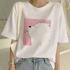 Fabric Paint Shirt, Bear Kawaii, Woman Graphic, Shirt Painting, Harajuku Aesthetic, Harajuku Women, Trendy Shirt Designs, Paint Shirts, T Shirt Painting