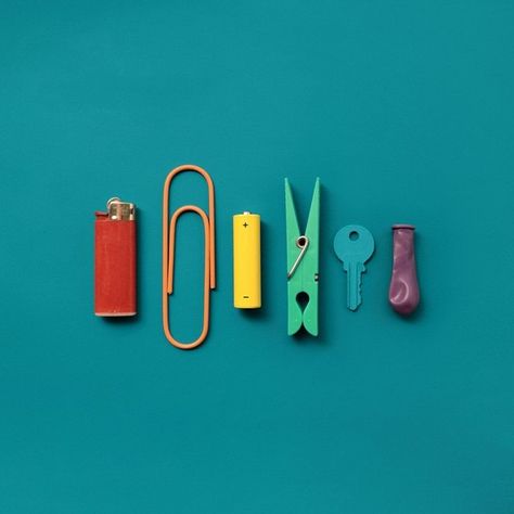 Artist Uses Everyday Objects To Create Powerful Arrangements In An Ode To Turquoise Turquoise Color Scheme, A Level Photography, William Eggleston, Object Photography, Artistic Photography, Everyday Objects, Mobile Photography, Color Textures, Life Photography