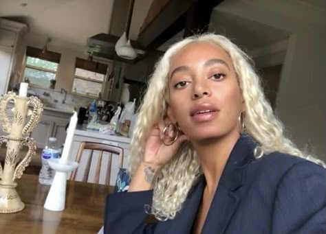 Solange Knowles, Group Chat, On Earth, Blonde Hair, A Place, Blonde, Candles, Hair