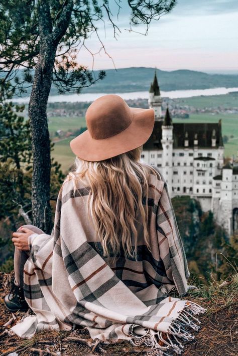 Castle Neuschwanstein, Switzerland Photography, Berlin Photography, Tuscany Travel, Professional Photo Shoot, Germany Castles, Mountain Girl, Neuschwanstein Castle, Beautiful Memories