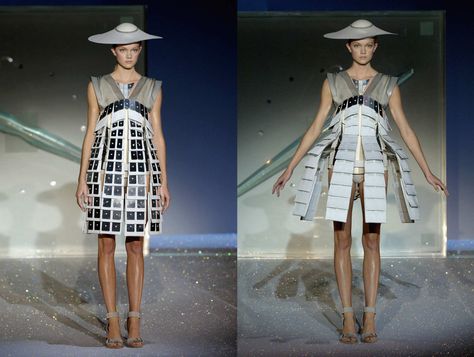 Scandalous Dresses, Architecture Inspired Fashion, Transforming Dress, High Tech Fashion, Meat Dress, Hussein Chalayan, Sculptural Fashion, Space Fashion, Geometric Fashion