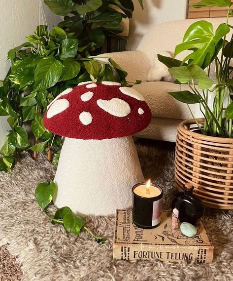 Mushroom Bedroom, Cottage Core Room, Cottagecore Room, Living Room Wall Decor Ideas, Room Wall Decor Ideas, Home Decor Aesthetic, Wallpaper Home Decor, Mushroom Decor, Cute Bedroom Decor