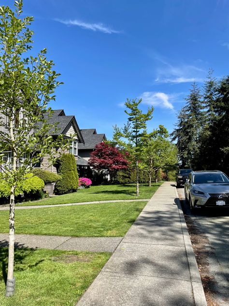 Vancouver Canada Houses, Canada Neighborhood, Canada Streets, Clato Fanfic, New Classic Facade, Canada Vibes, Canada Houses, American Neighborhood, House In Canada